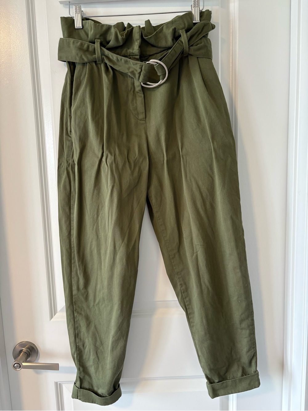 Bershka Olive Paperbag Trousers D Ring Belt Size 4
